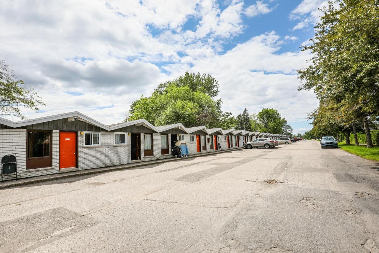 Motel Rideau Brossard Ngoại thất bức ảnh