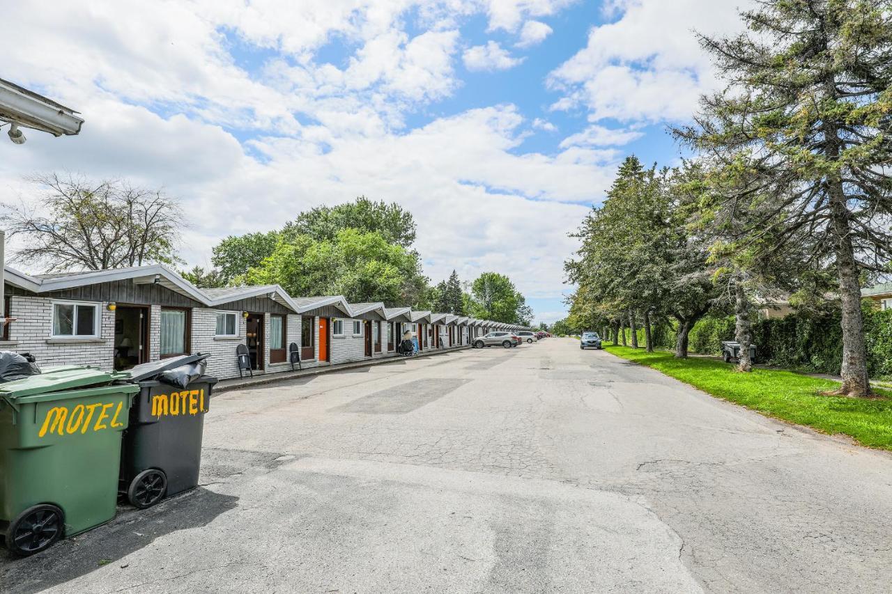 Motel Rideau Brossard Ngoại thất bức ảnh