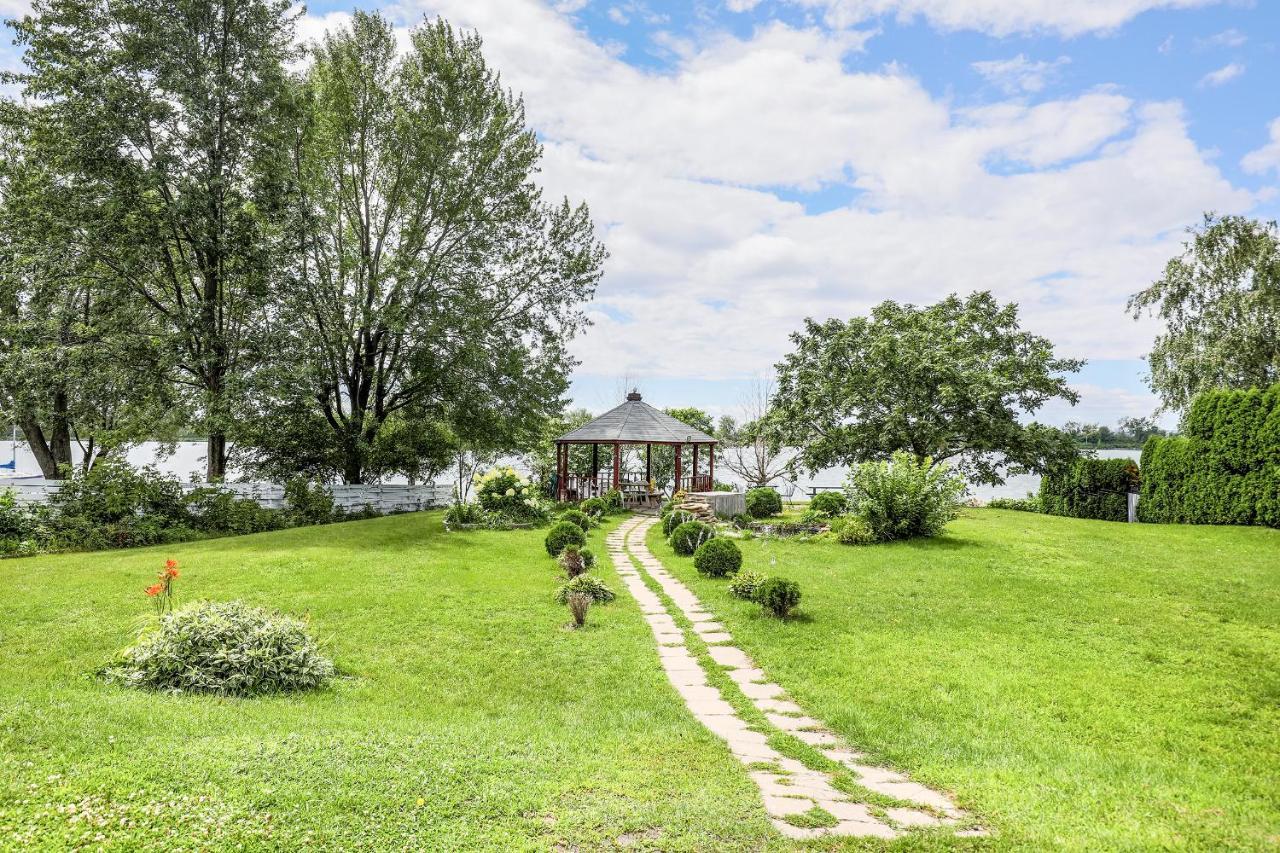 Motel Rideau Brossard Ngoại thất bức ảnh