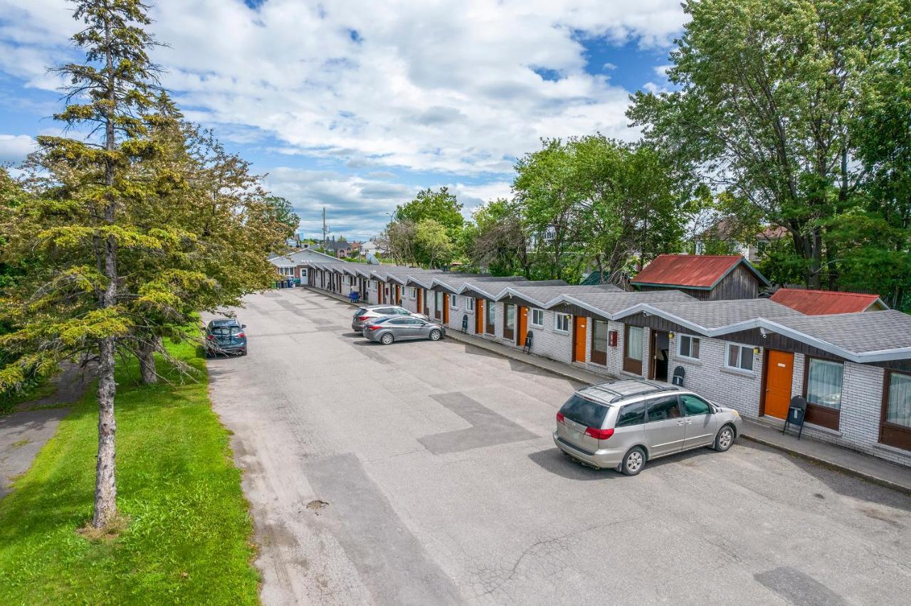 Motel Rideau Brossard Ngoại thất bức ảnh