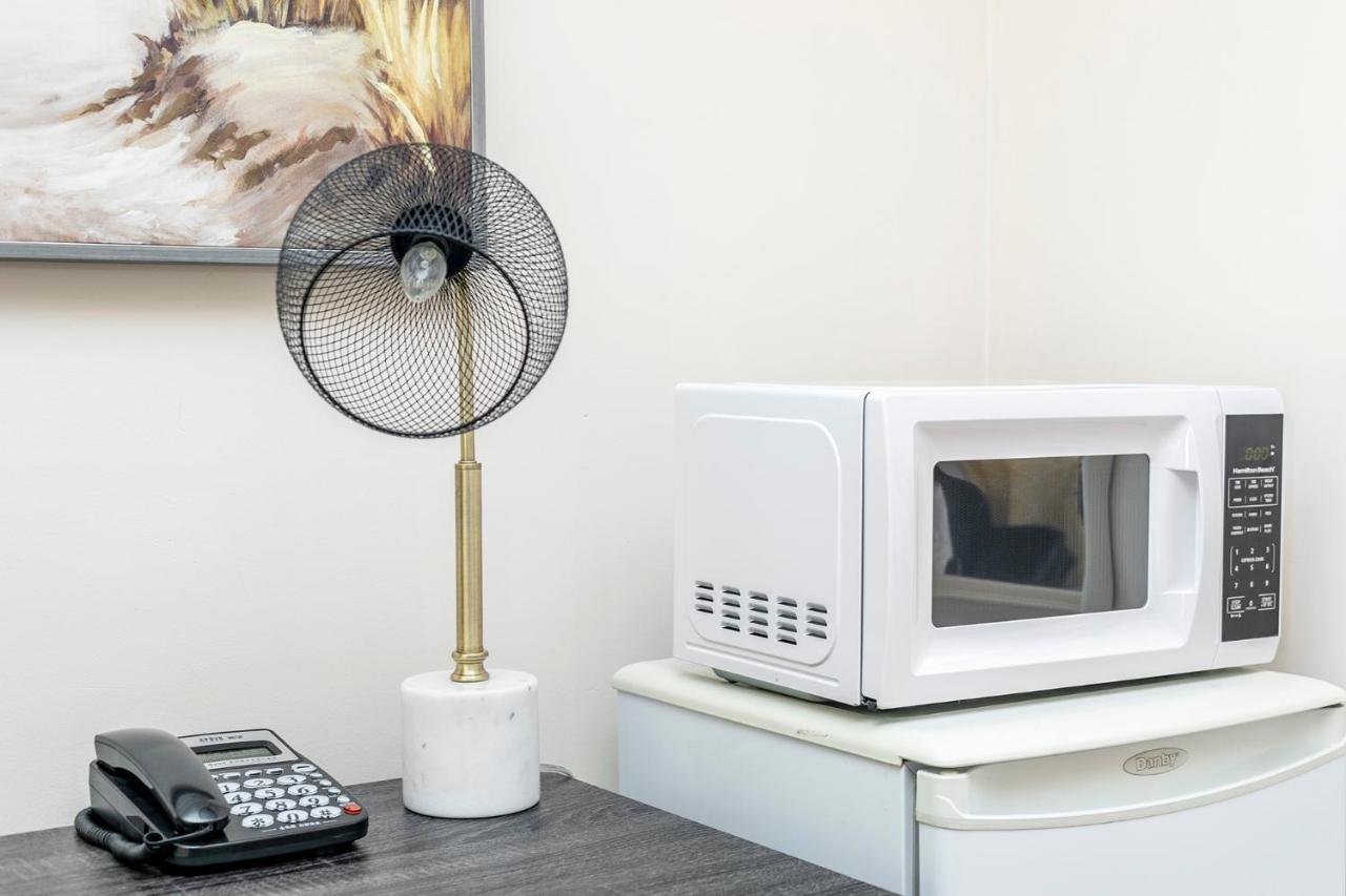 Motel Rideau Brossard Ngoại thất bức ảnh